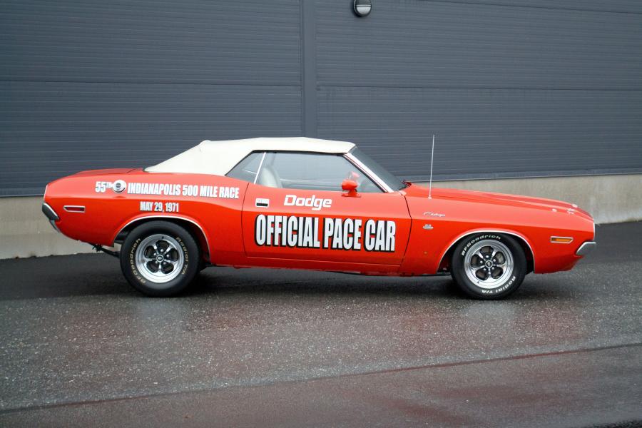  Dodge Challenger Convertible Indy 500 Pace Car 1971 года  (фото 9 из 13)